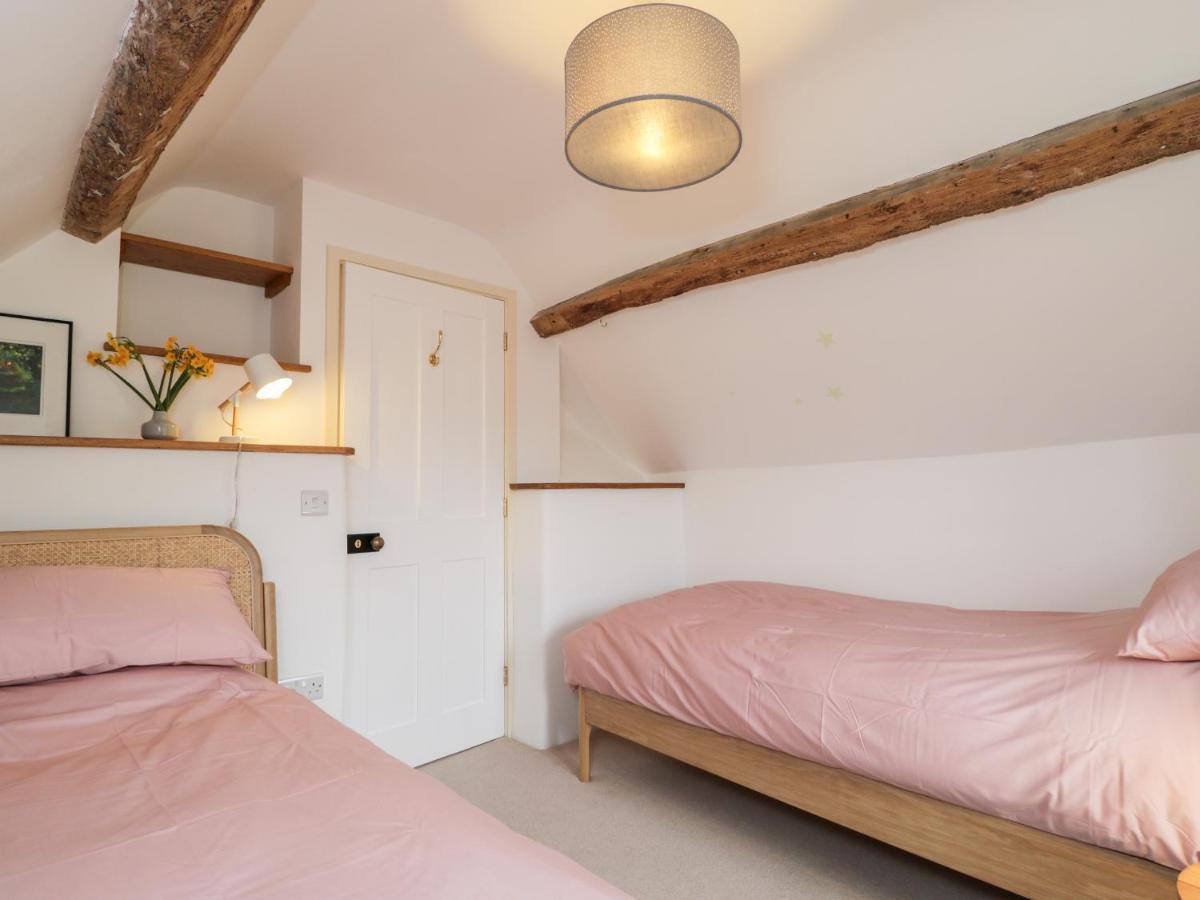 Holiday home High Cogges Farm